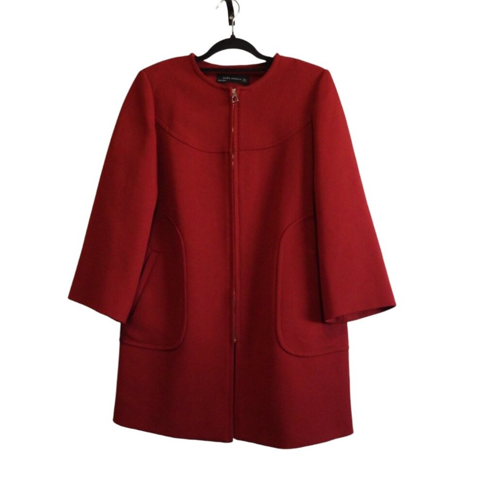 Zara Woman  red coat with round neck,  zip up jacket Size M 3/4 sleeve jacket